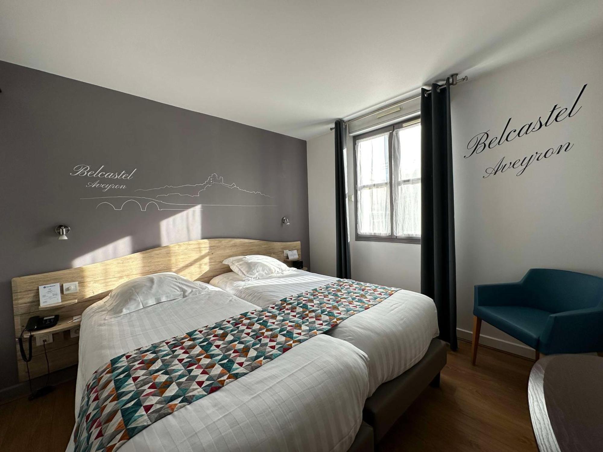 Standard Queen Room