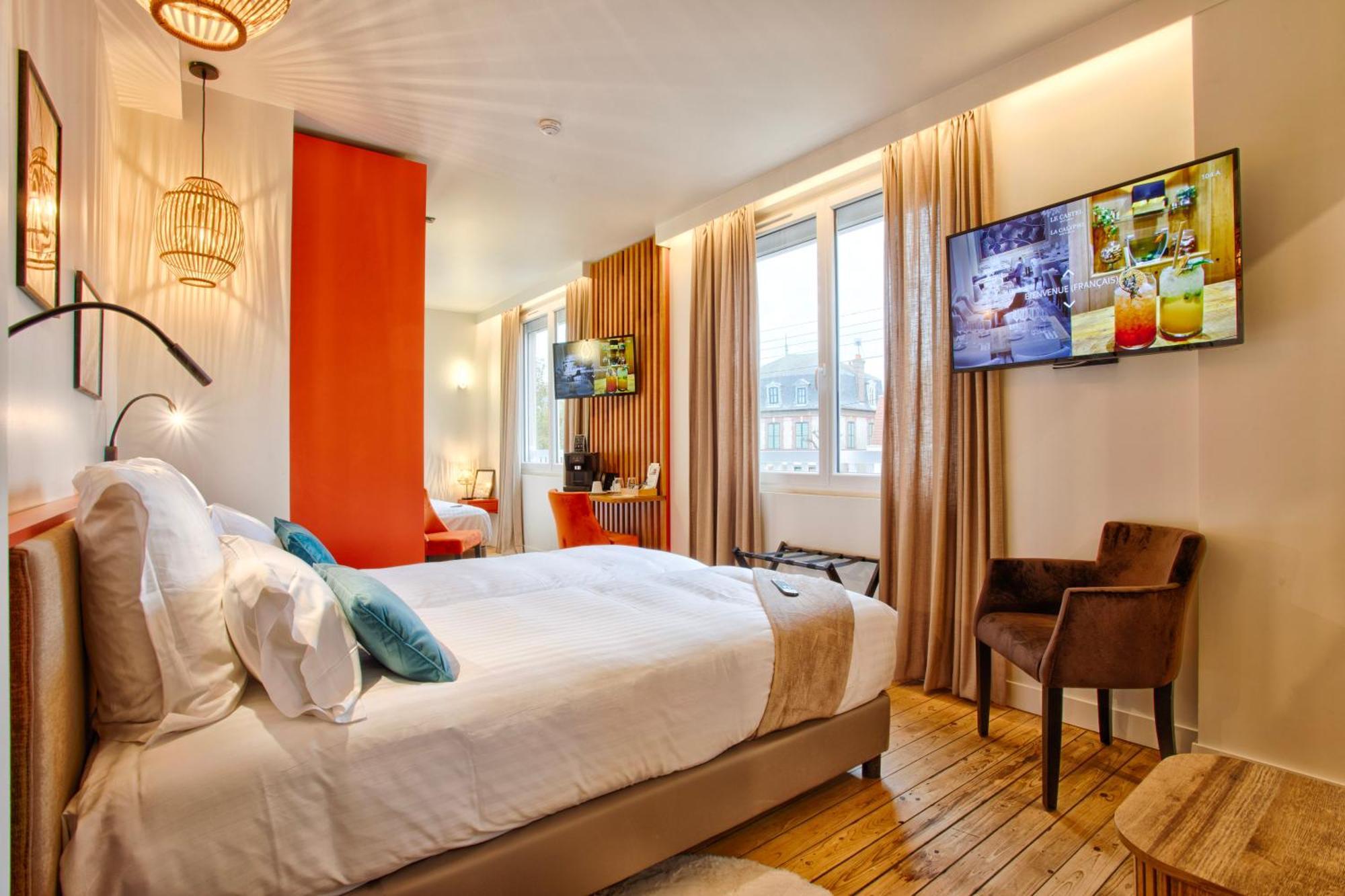 Large Double Room