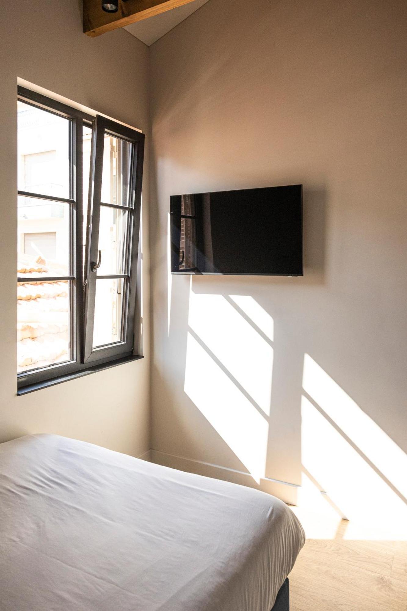 Double Room Private Bathroom