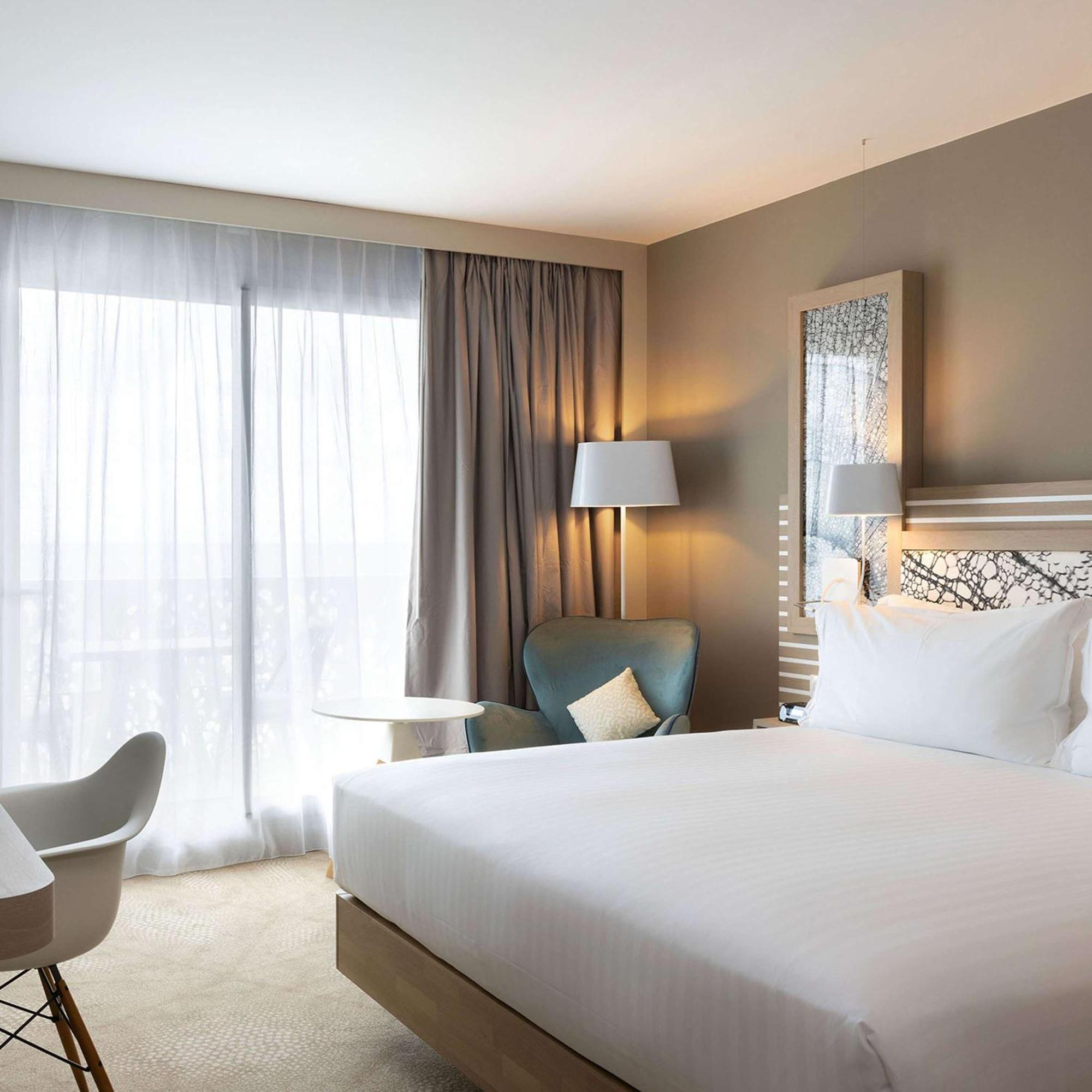 Queen Room