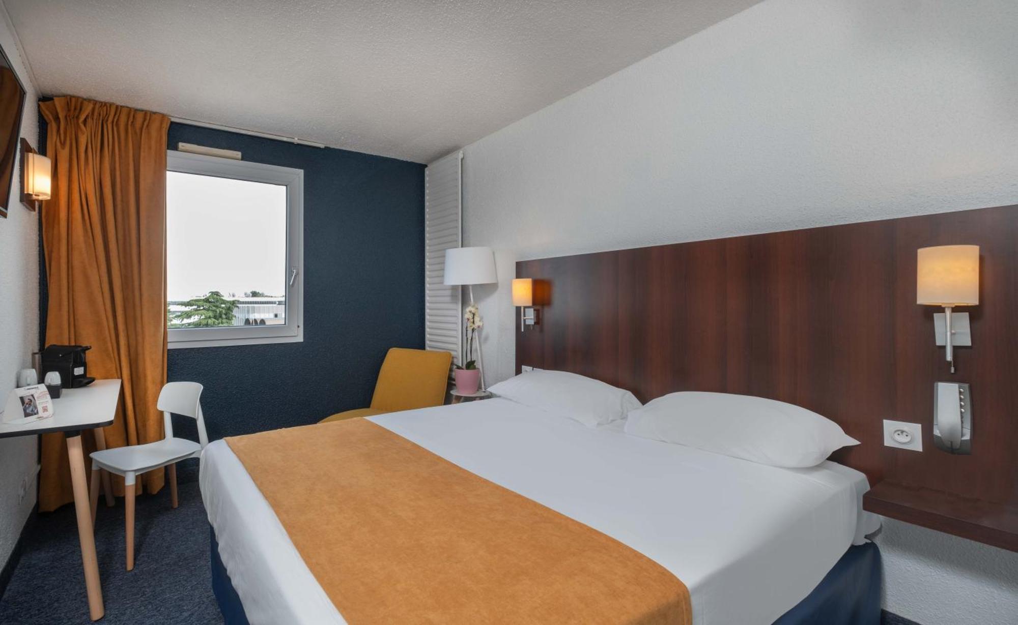 Standard Double Room,1544684956:JPEG