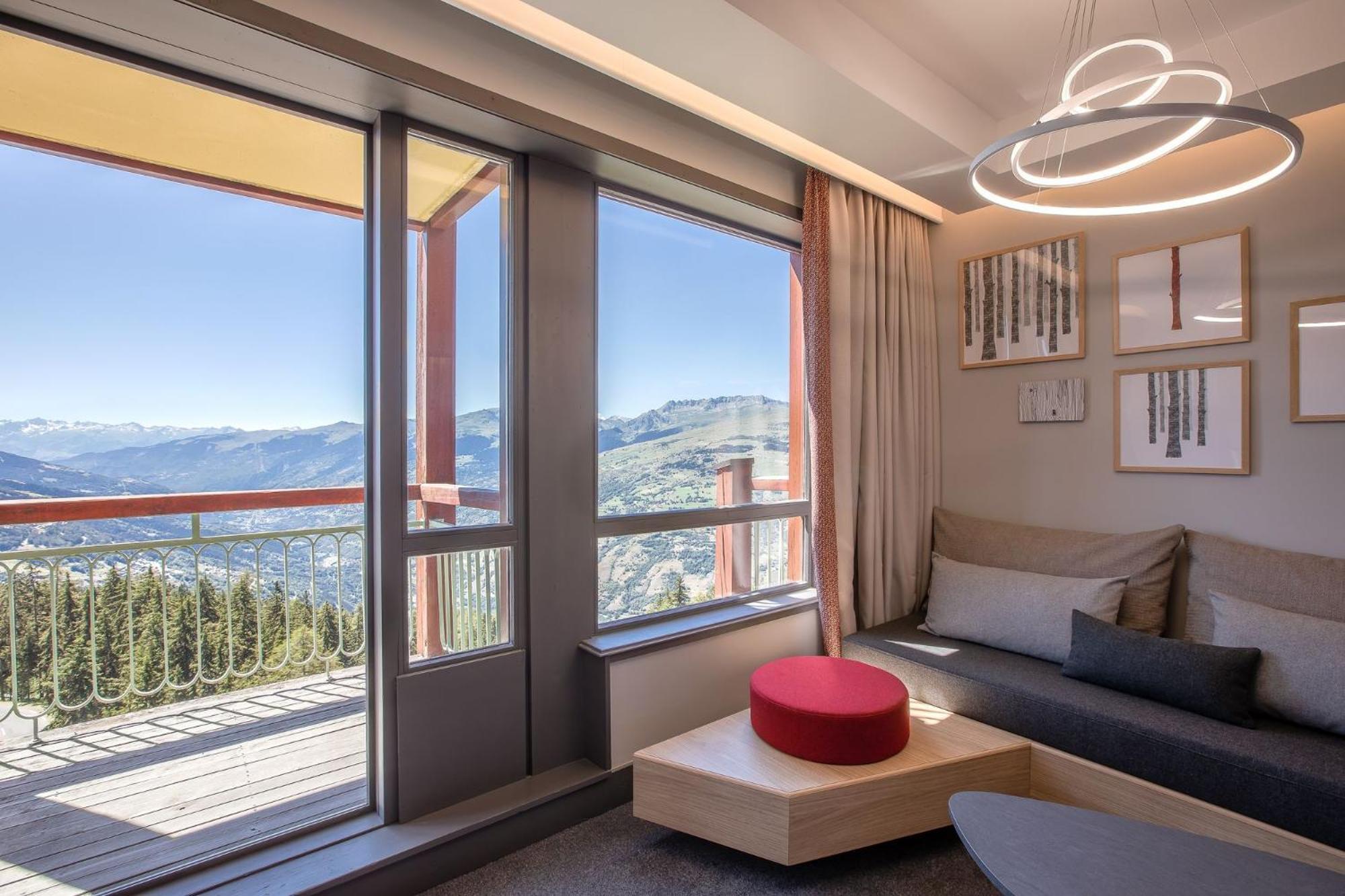 Superior Double Room balcony Valley side