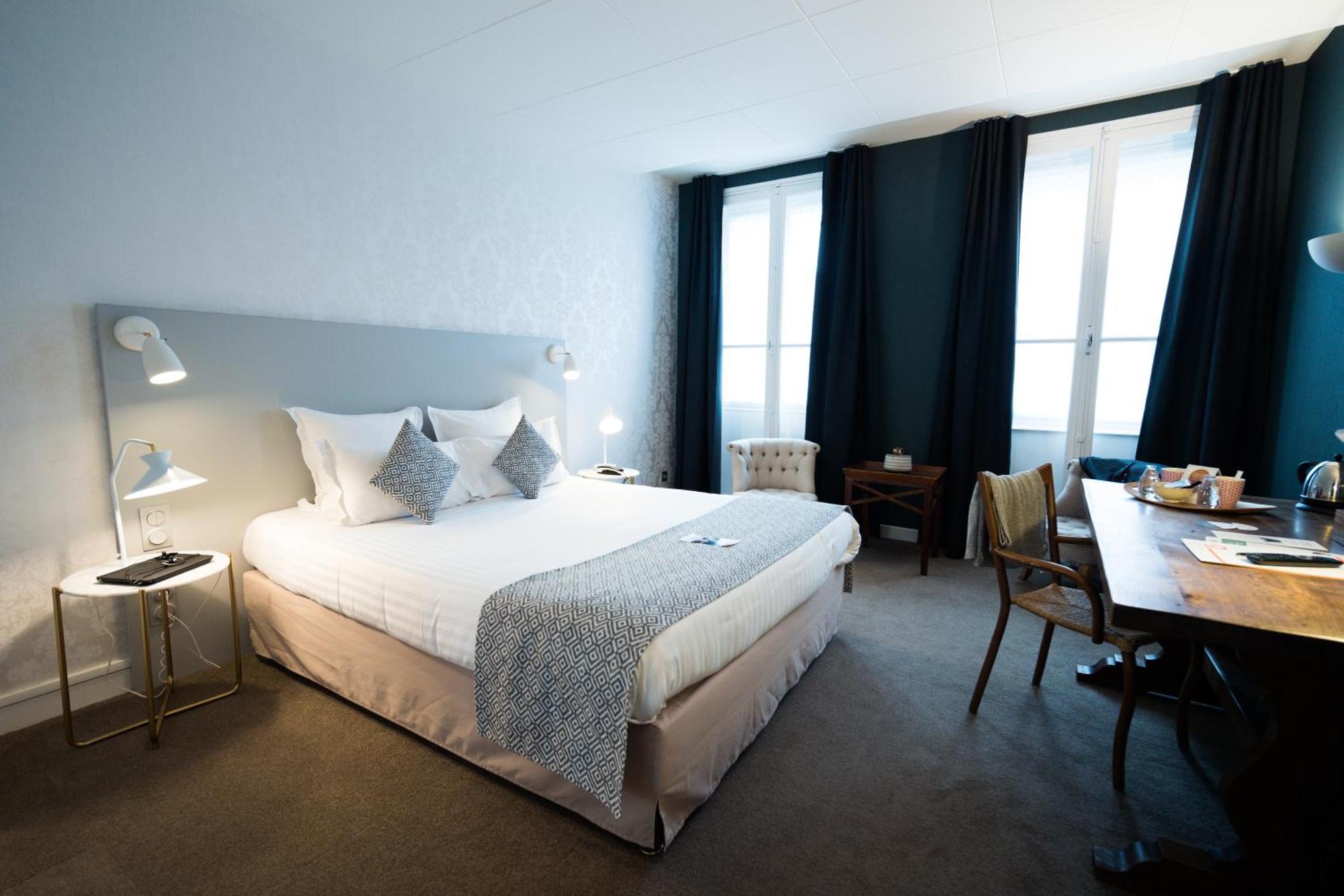 Privilege Room