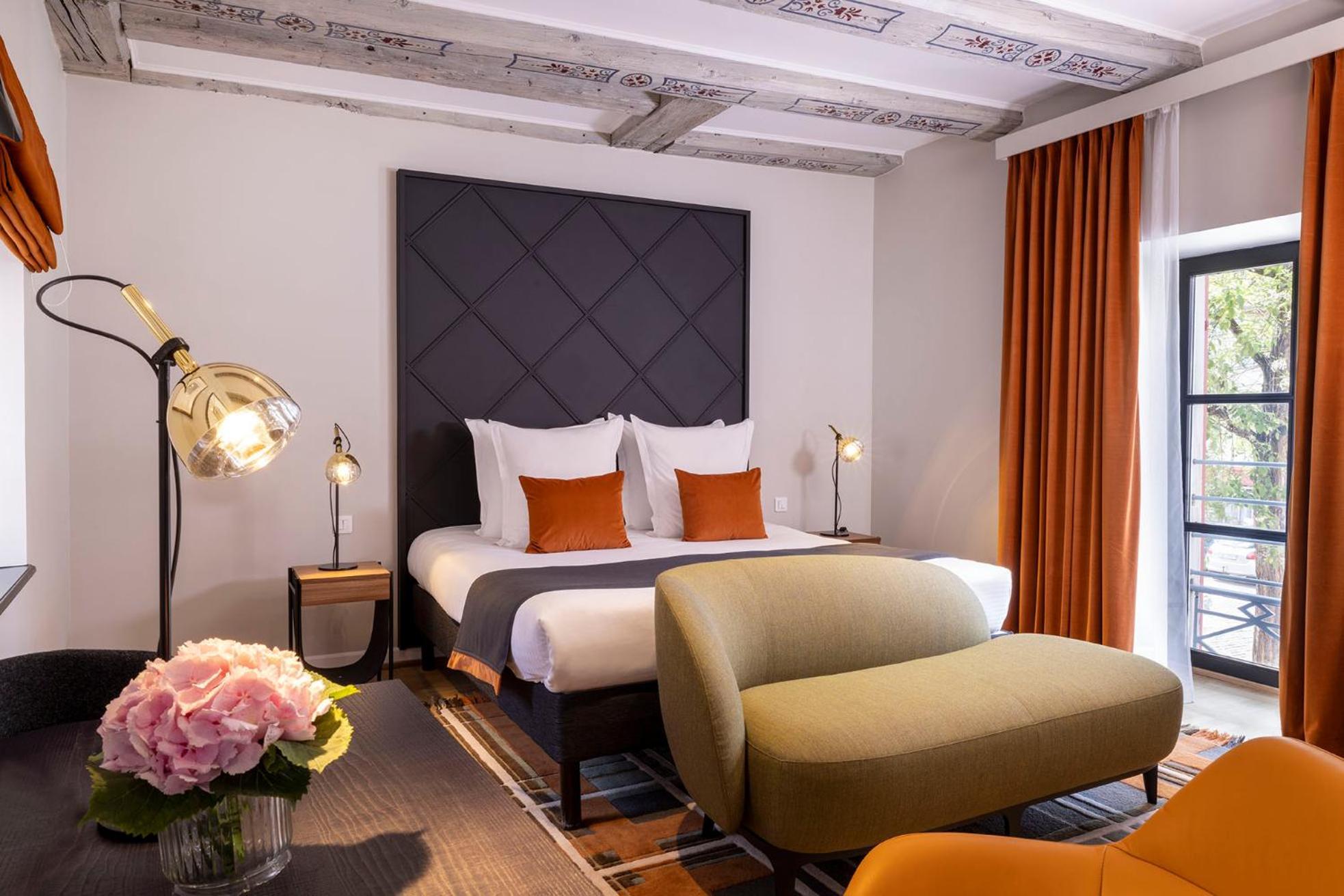Deluxe Double Room,1201861450:JPEG