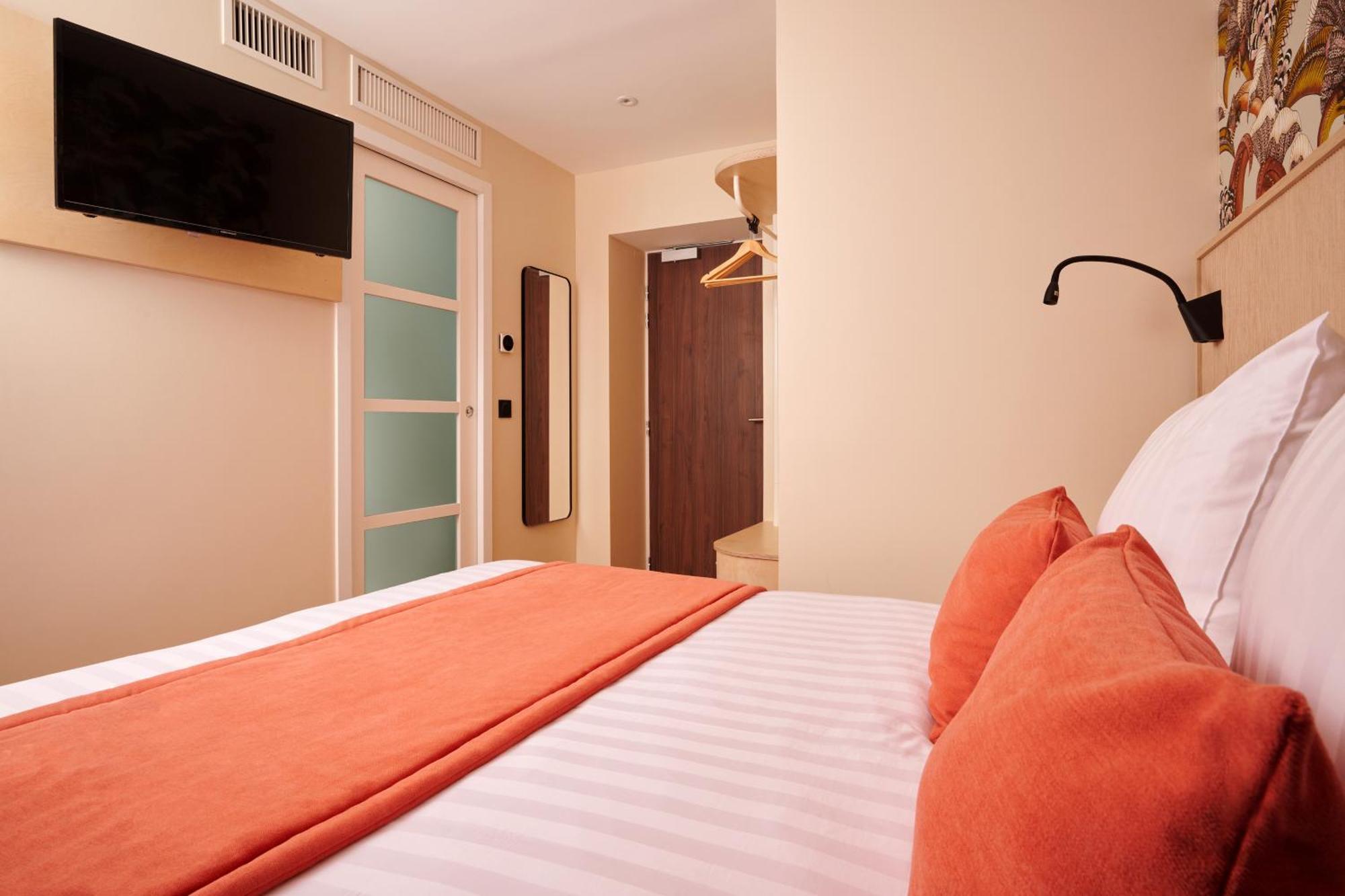 Standard Double Room,1547115640:JPEG