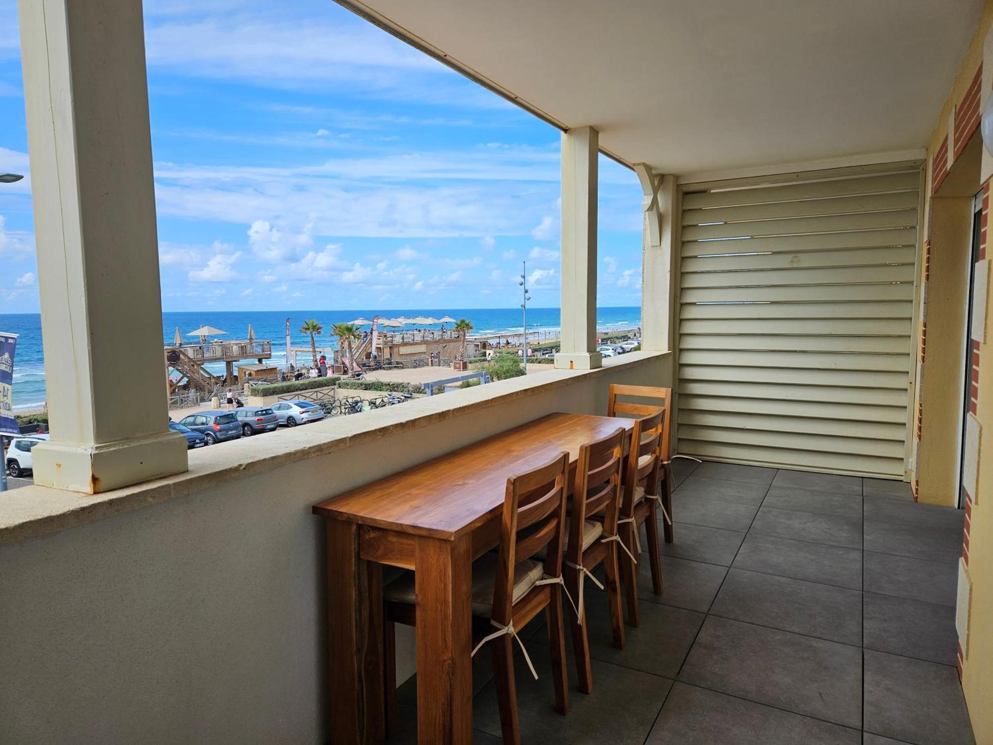 Apartment Sea View
