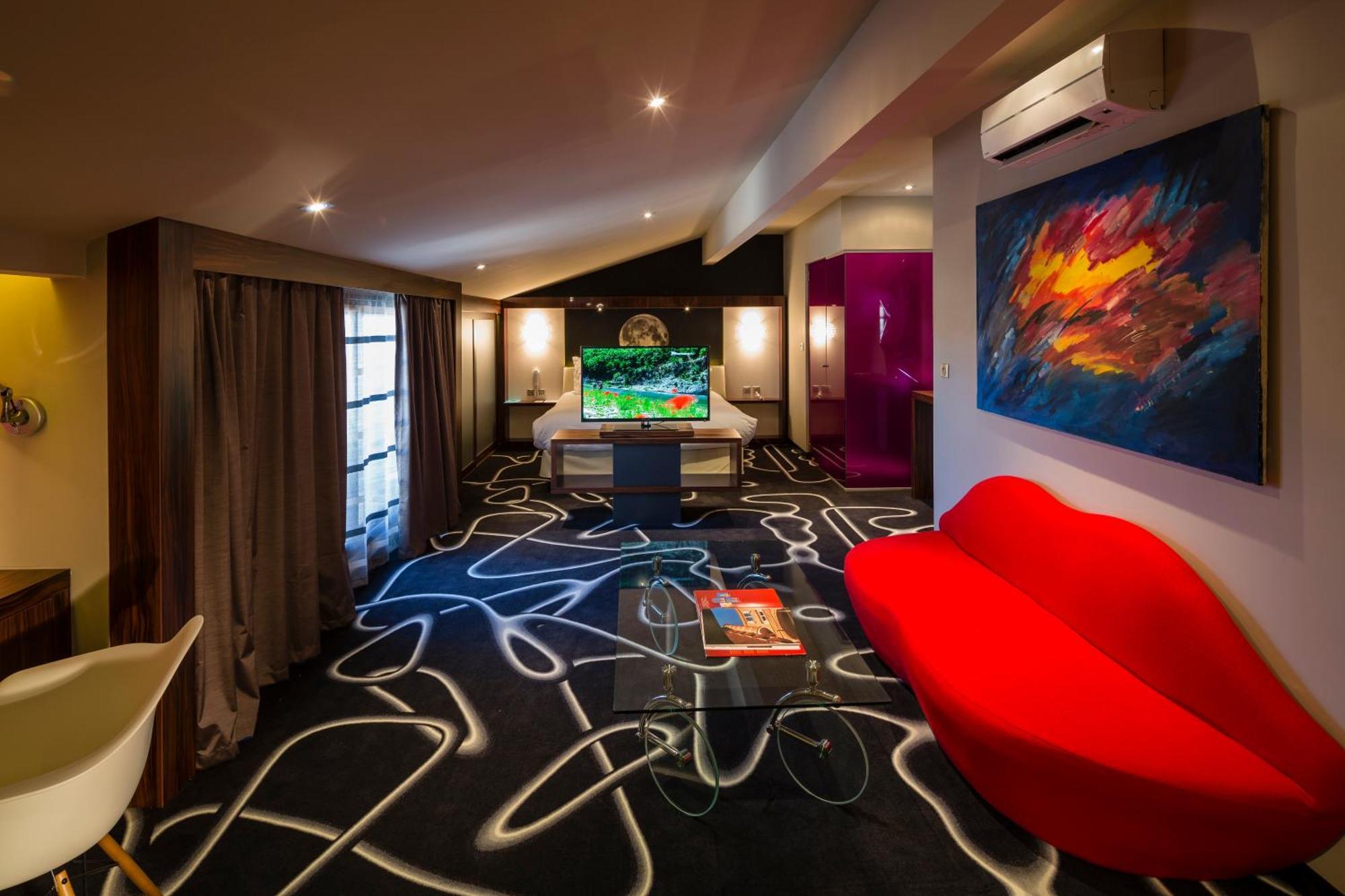 Family Suite,1756506713:JPEG