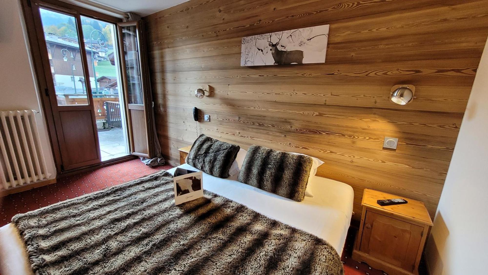 Double Room,1550278876:JPEG
