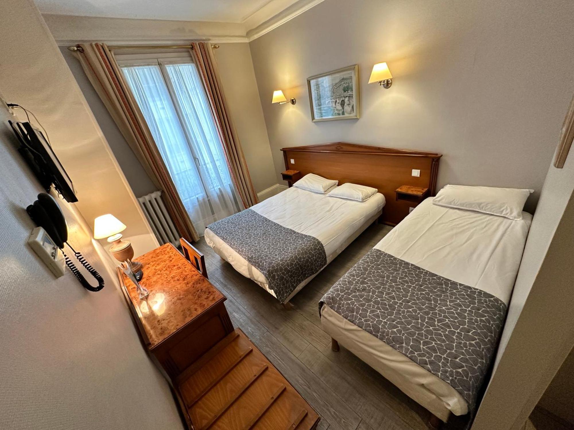 Triple Room,1611094484:JPEG