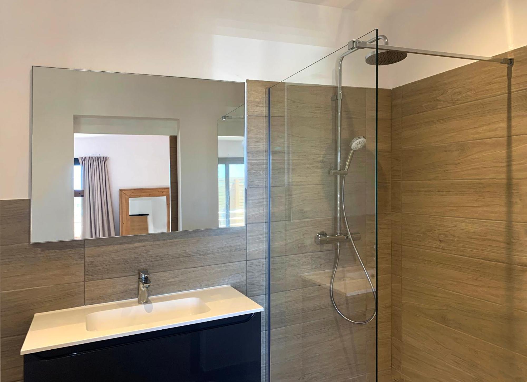 Superior Double Room,1550726047:JPEG