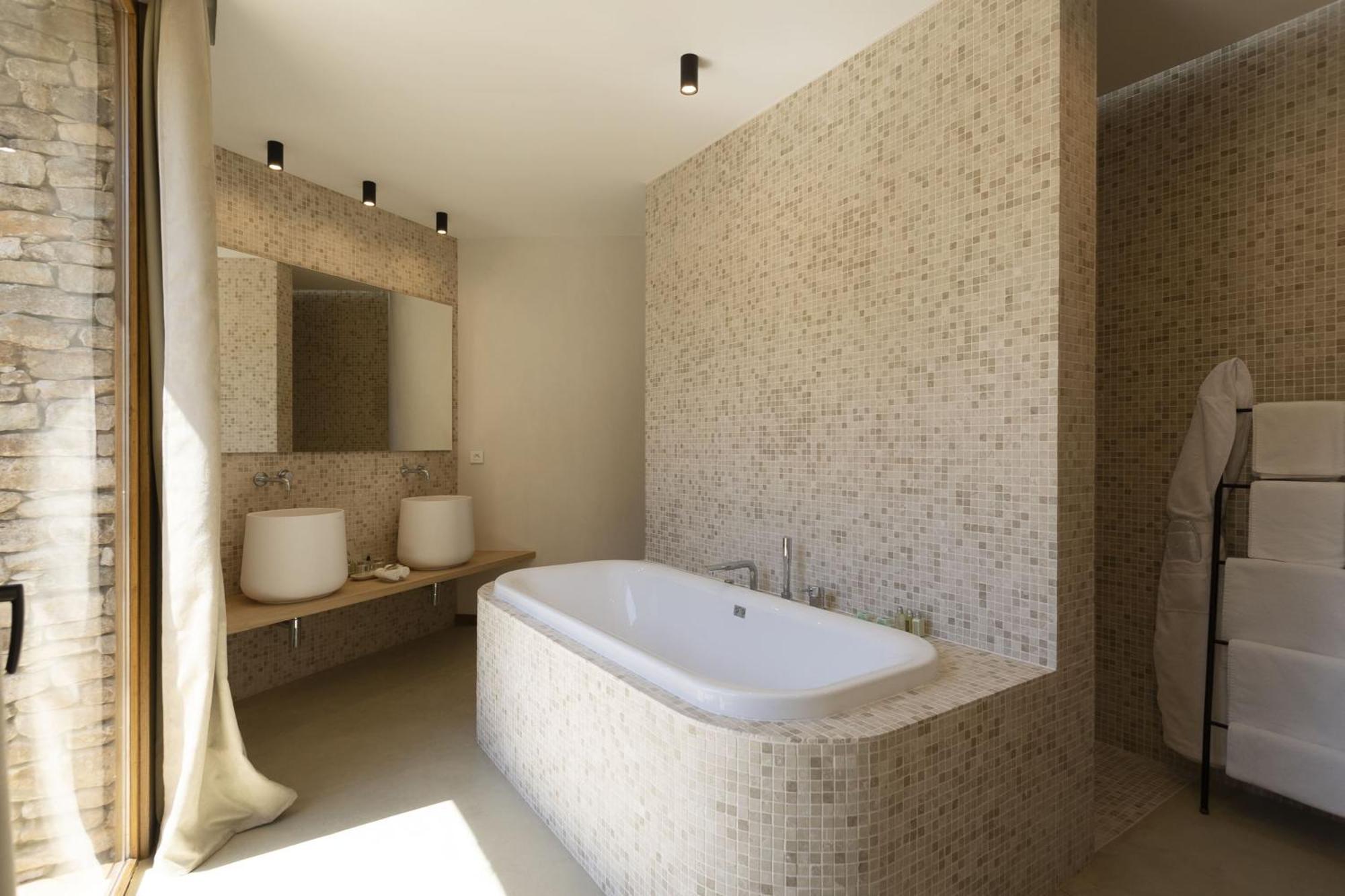 Junior Suite Spa Bath Sauna Private Garden Private Heated Swimming Pool