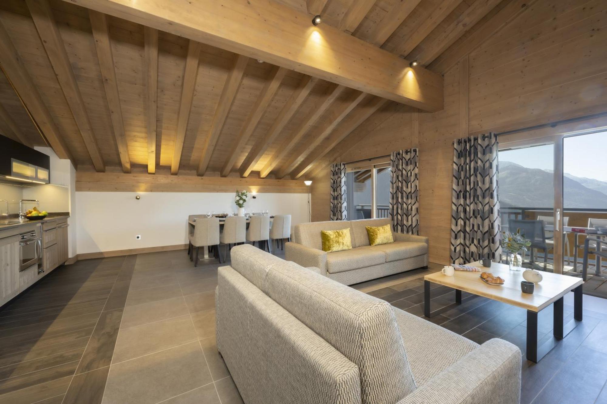 Apartment Spa Access