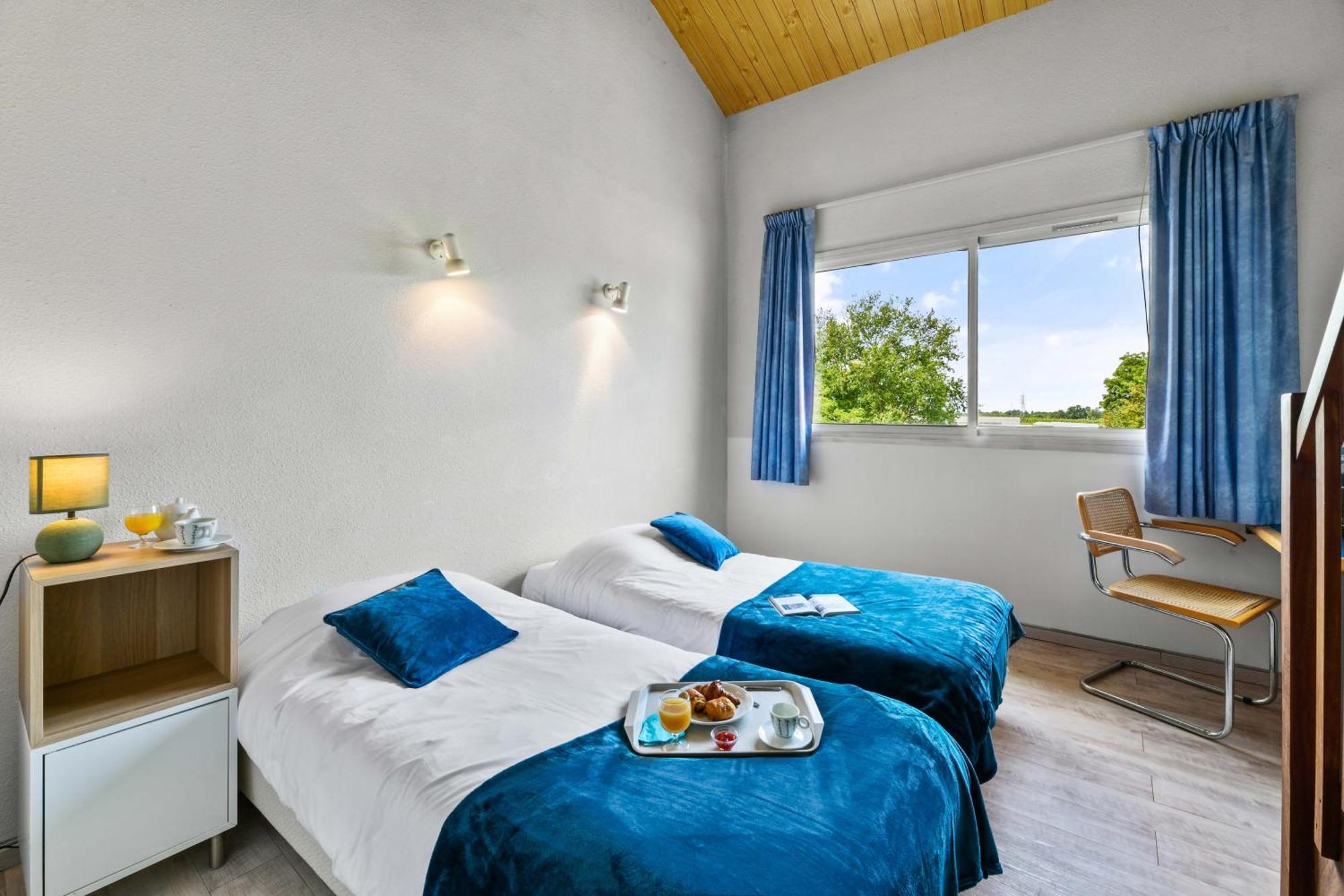 Duplex Room,1555937380:JPEG