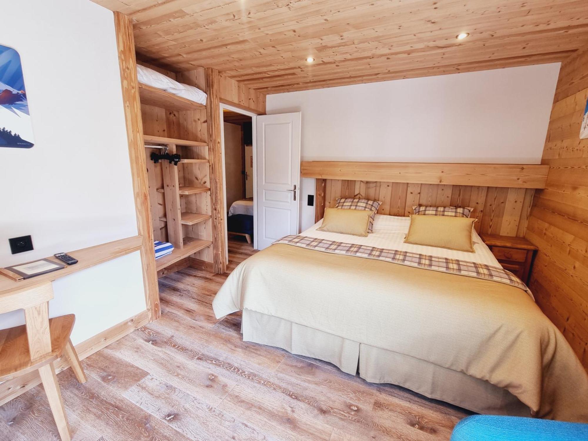 Comfort Triple Room