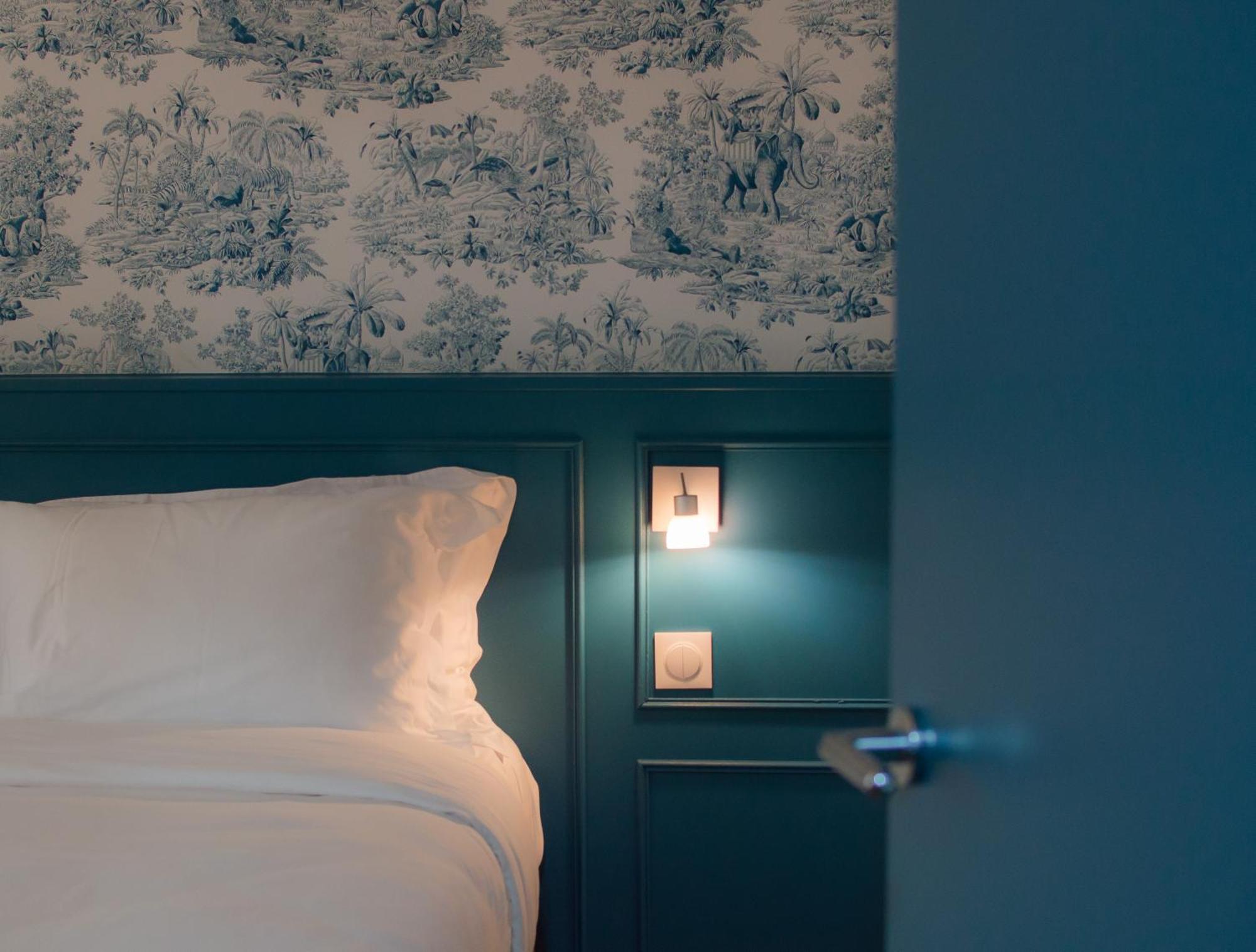 Double Room,1652744145:JPEG