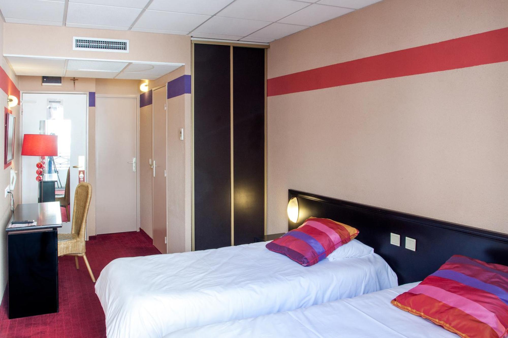Double or Twin Room,1607657408:JPEG