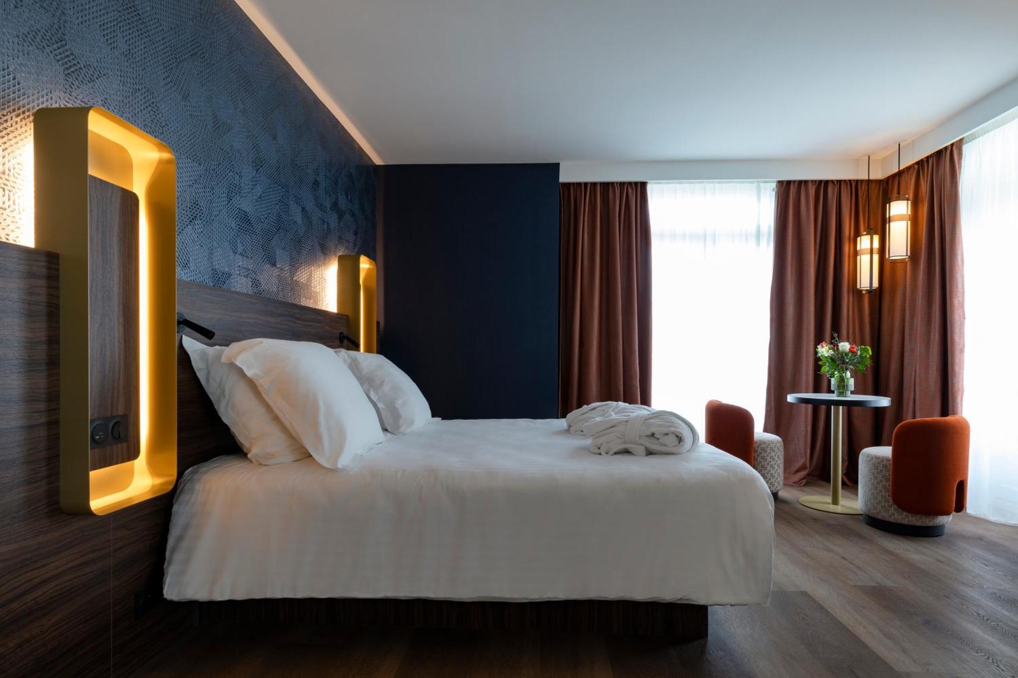 Large Double Room
