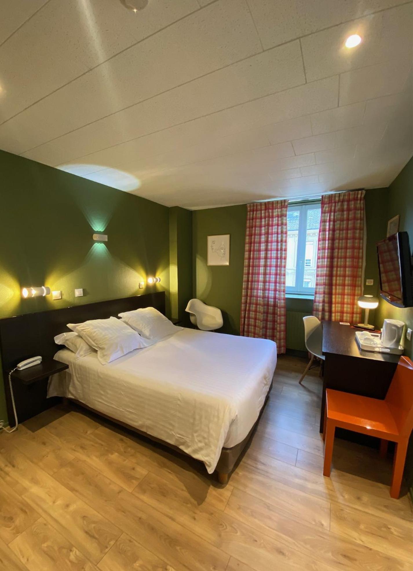 Large Double Room,1563280600:JPEG