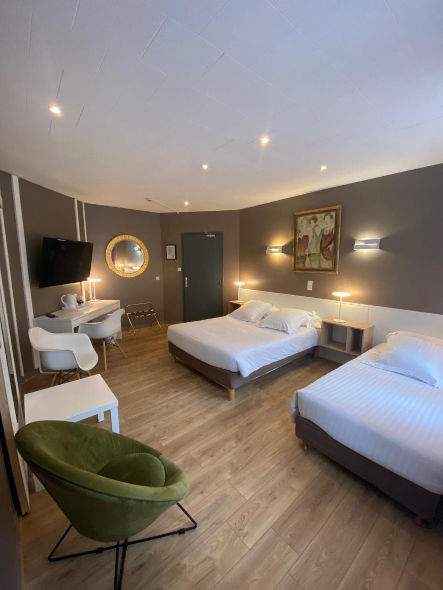 Triple Room,1563280651:JPEG