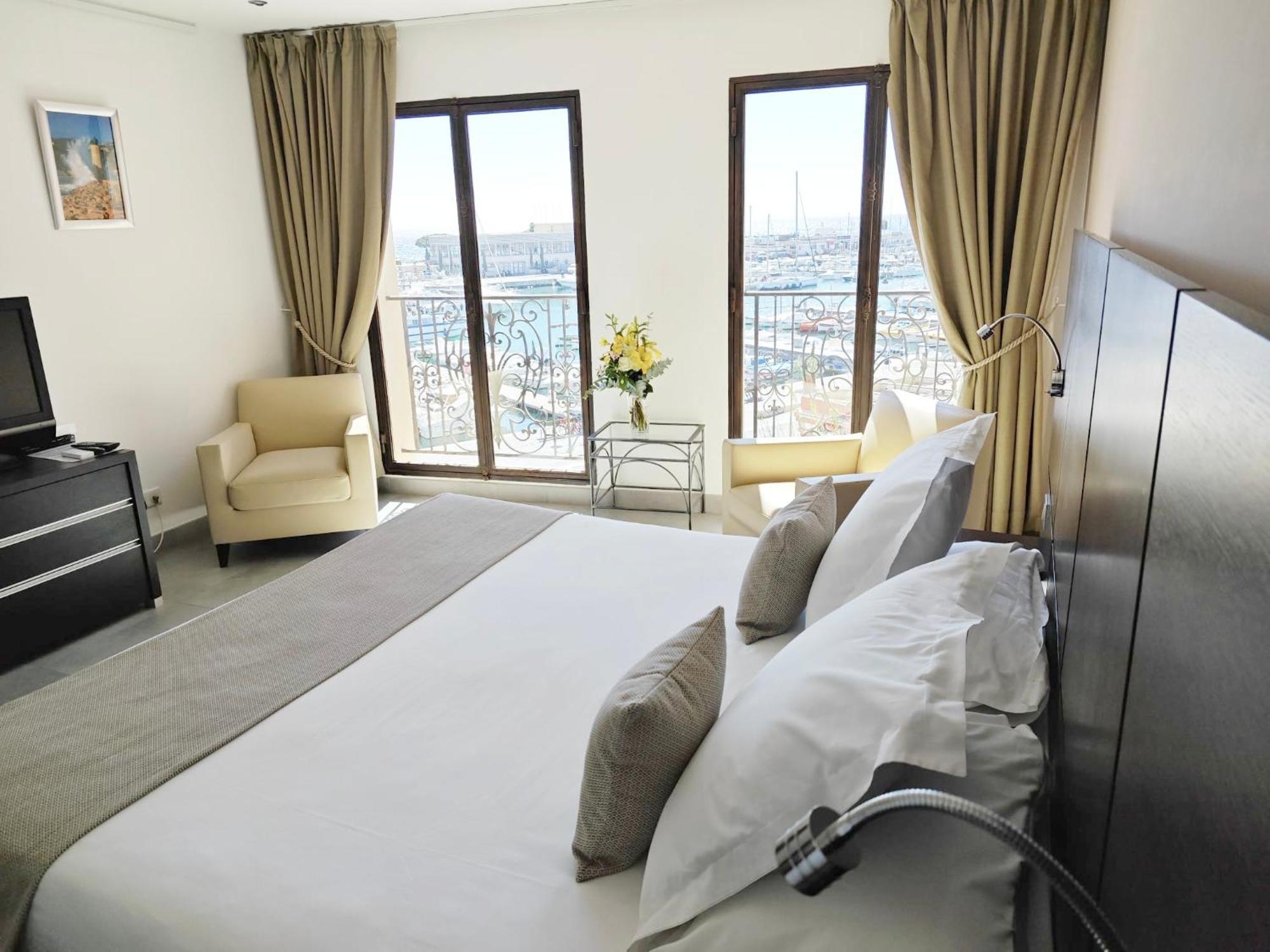 Private Double Room Not a hotel