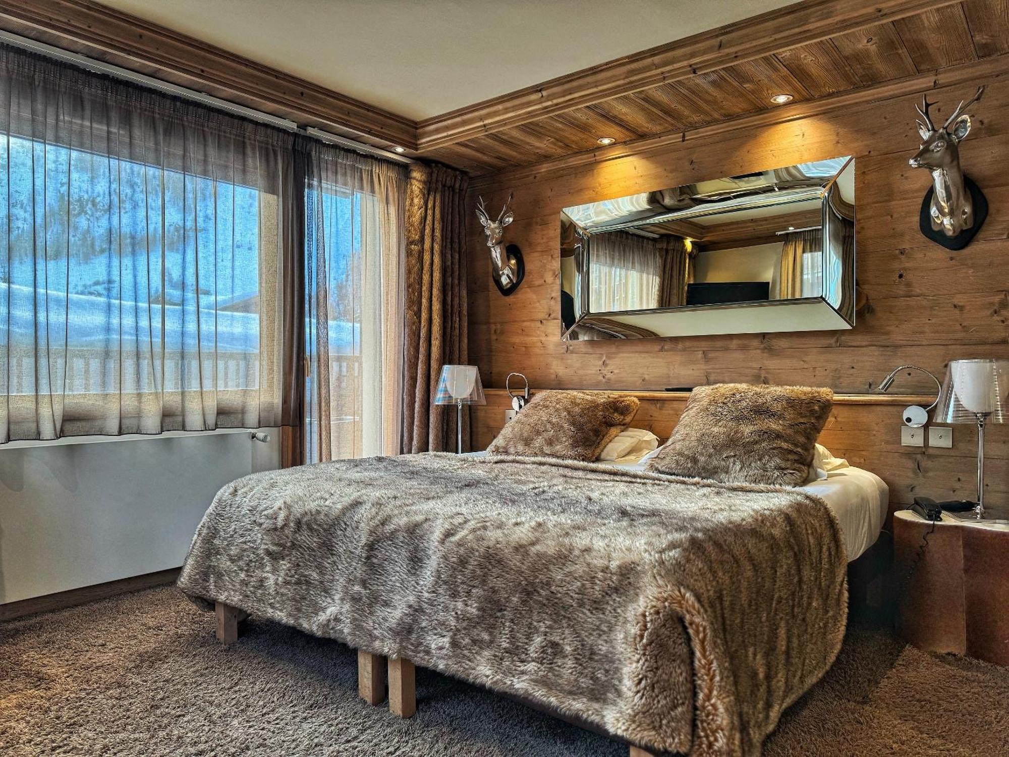 Classic Double Room Mountain View