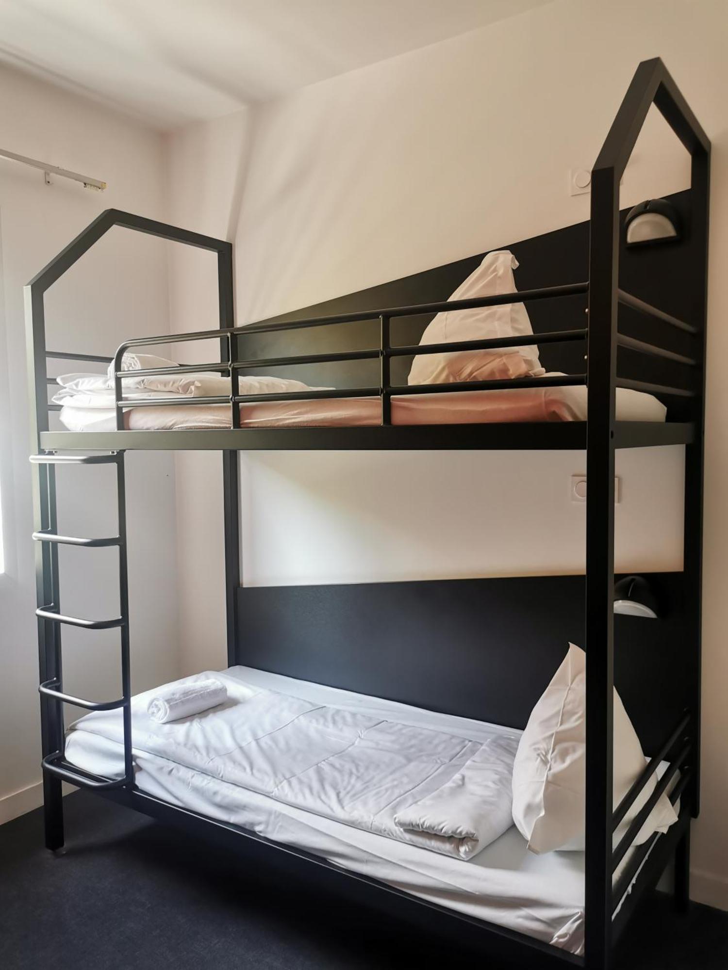 Economy Twin Room,1580522957:JPEG