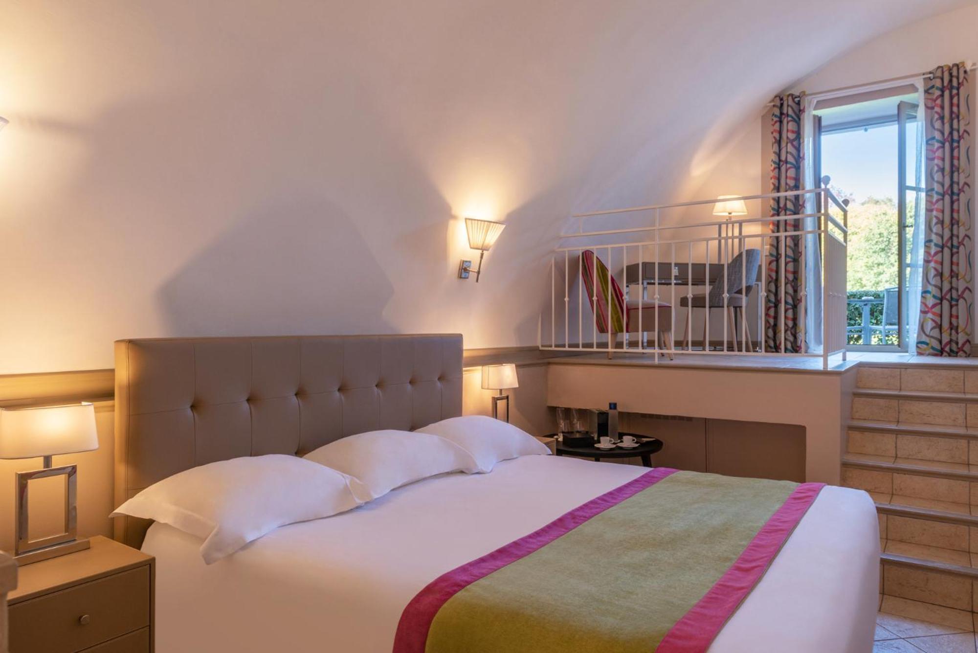 Deluxe Room with Terrace,1580155175:JPEG