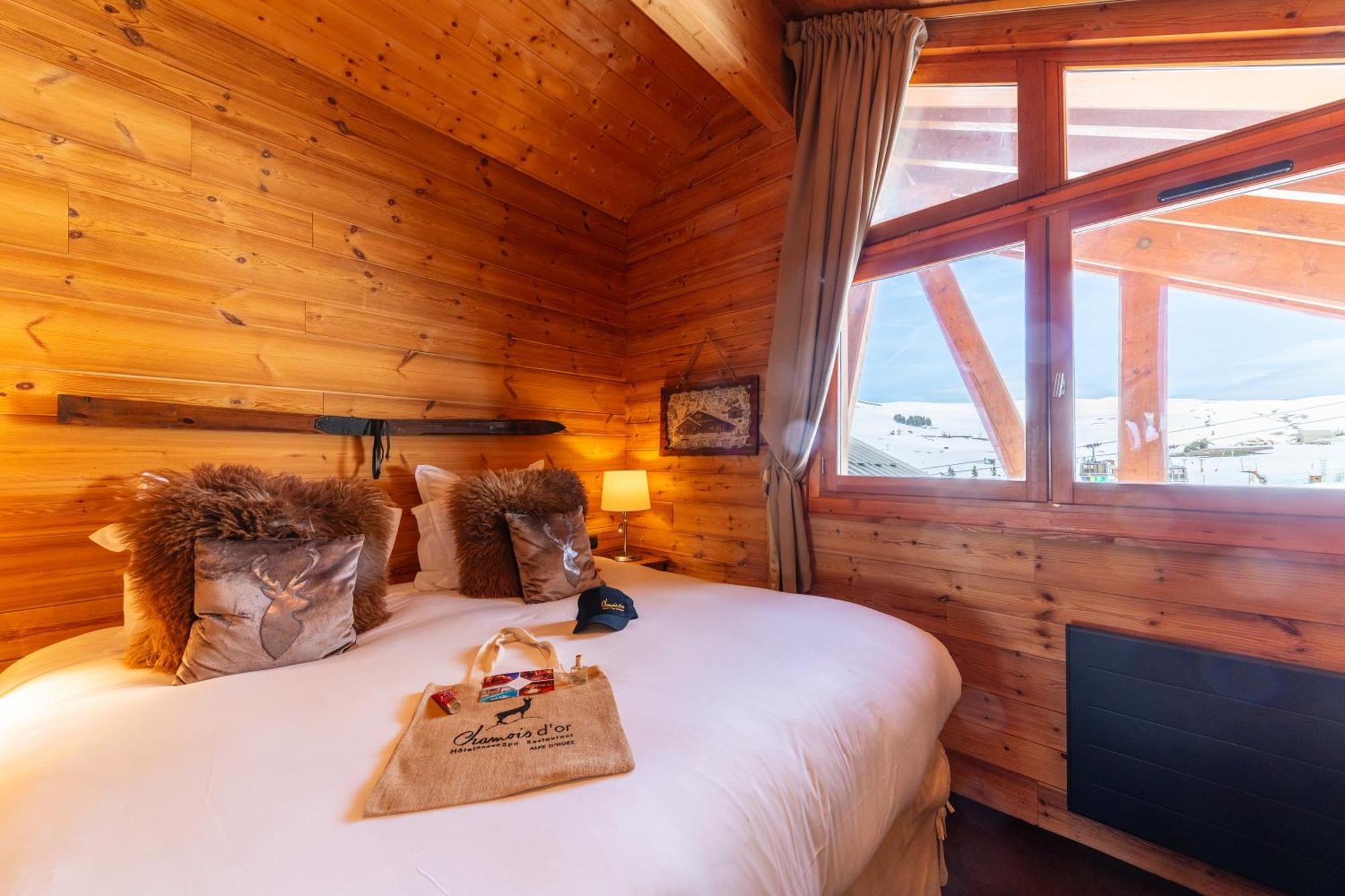 Manon Room