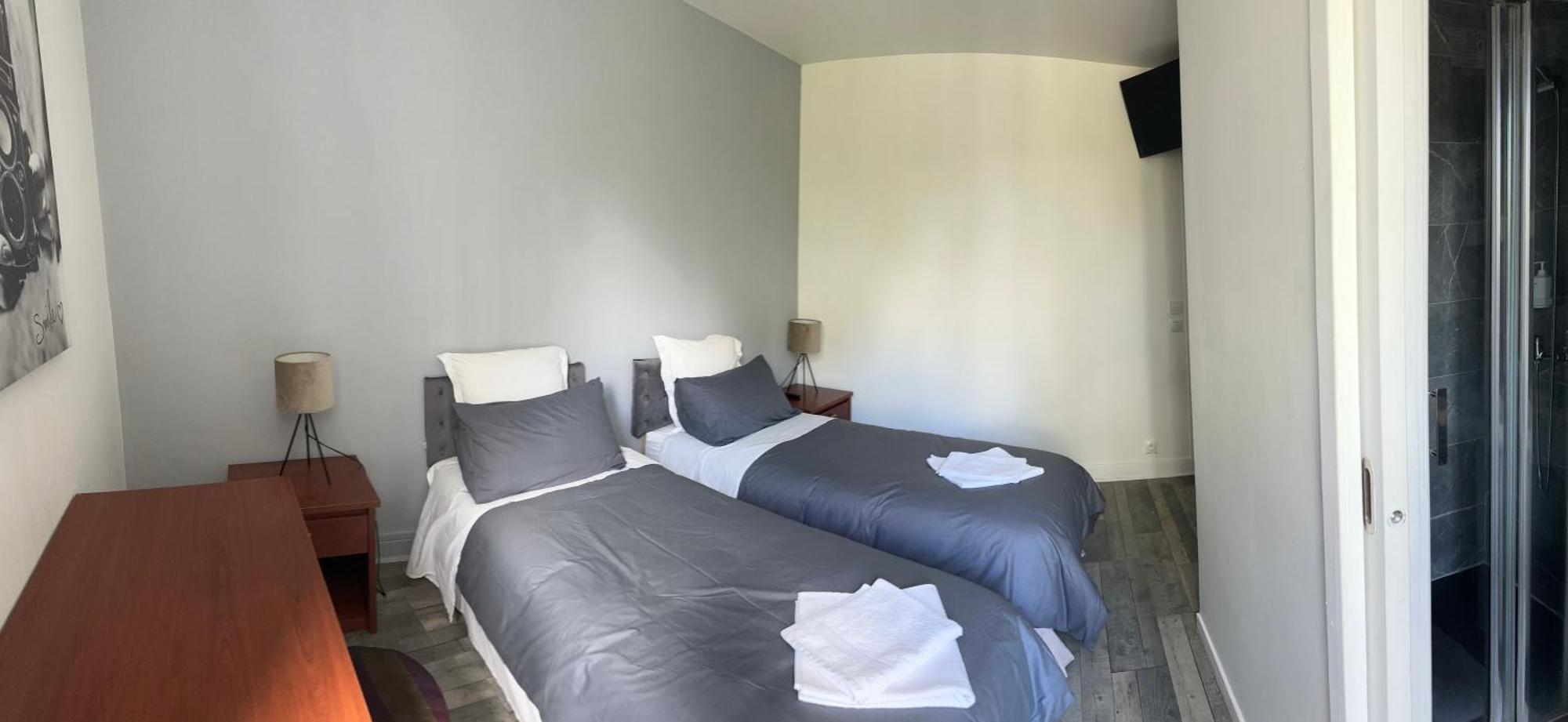 Standard Twin Room