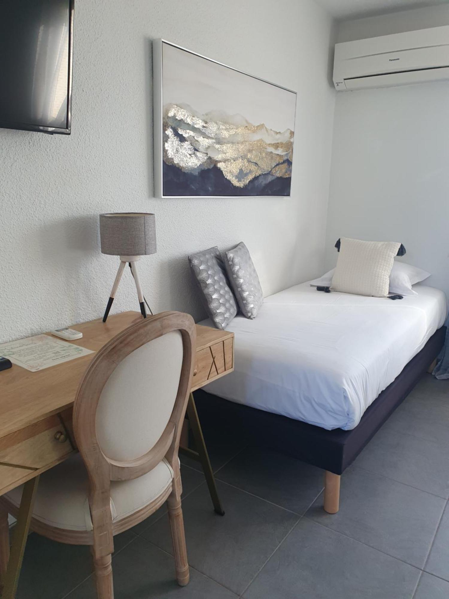 Comfort Triple Room
