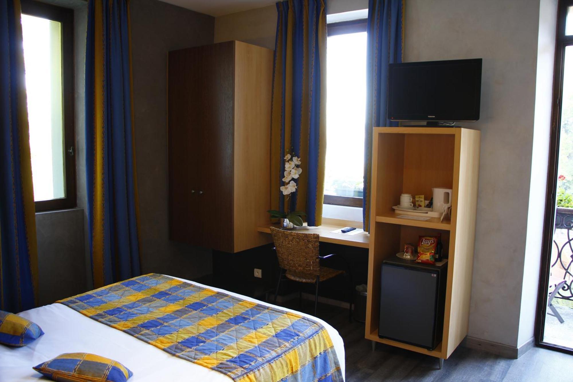 Superior Double Room Balcony Lake View