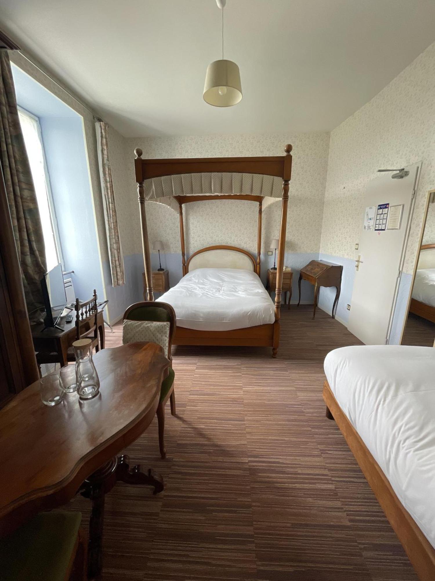 Luxury Triple Room