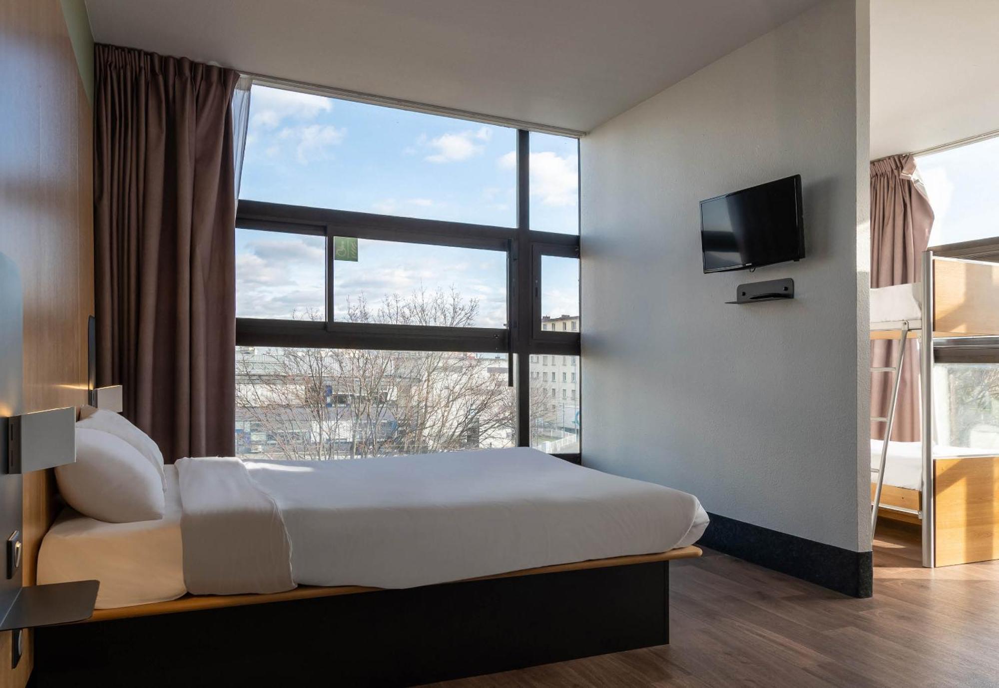 Quadruple Room Disability Access