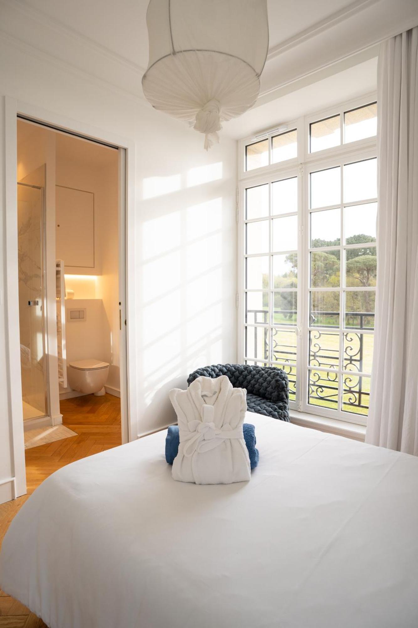 Small Double Room,1589684553:JPEG