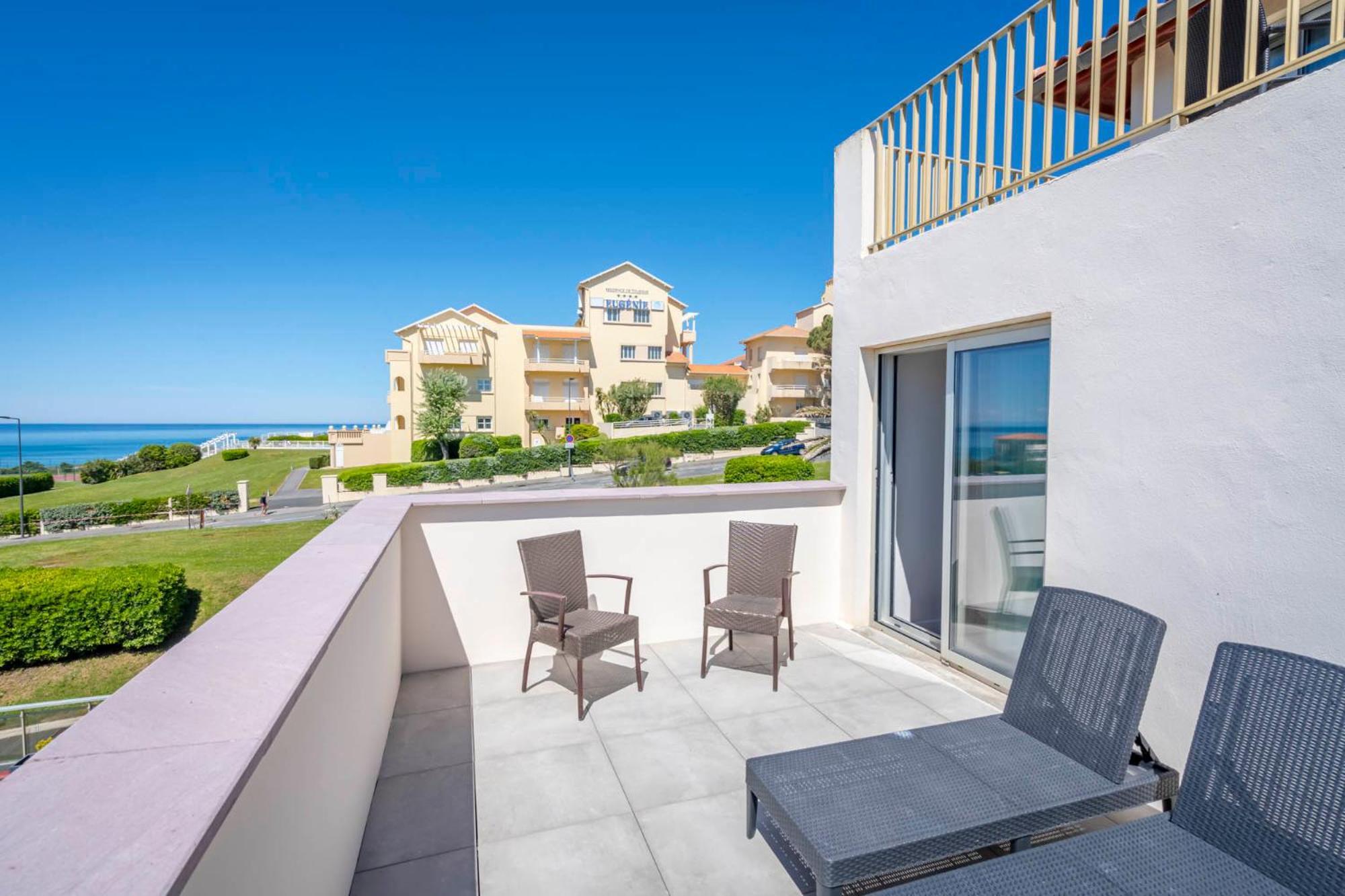 Family Room Terrace Sea View
