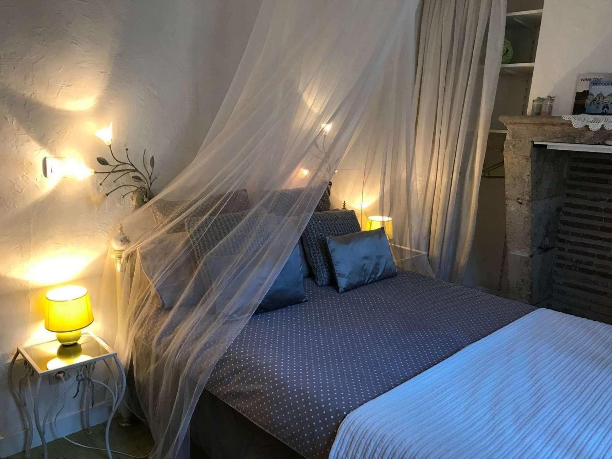 Small Single Room,1592081765:JPEG