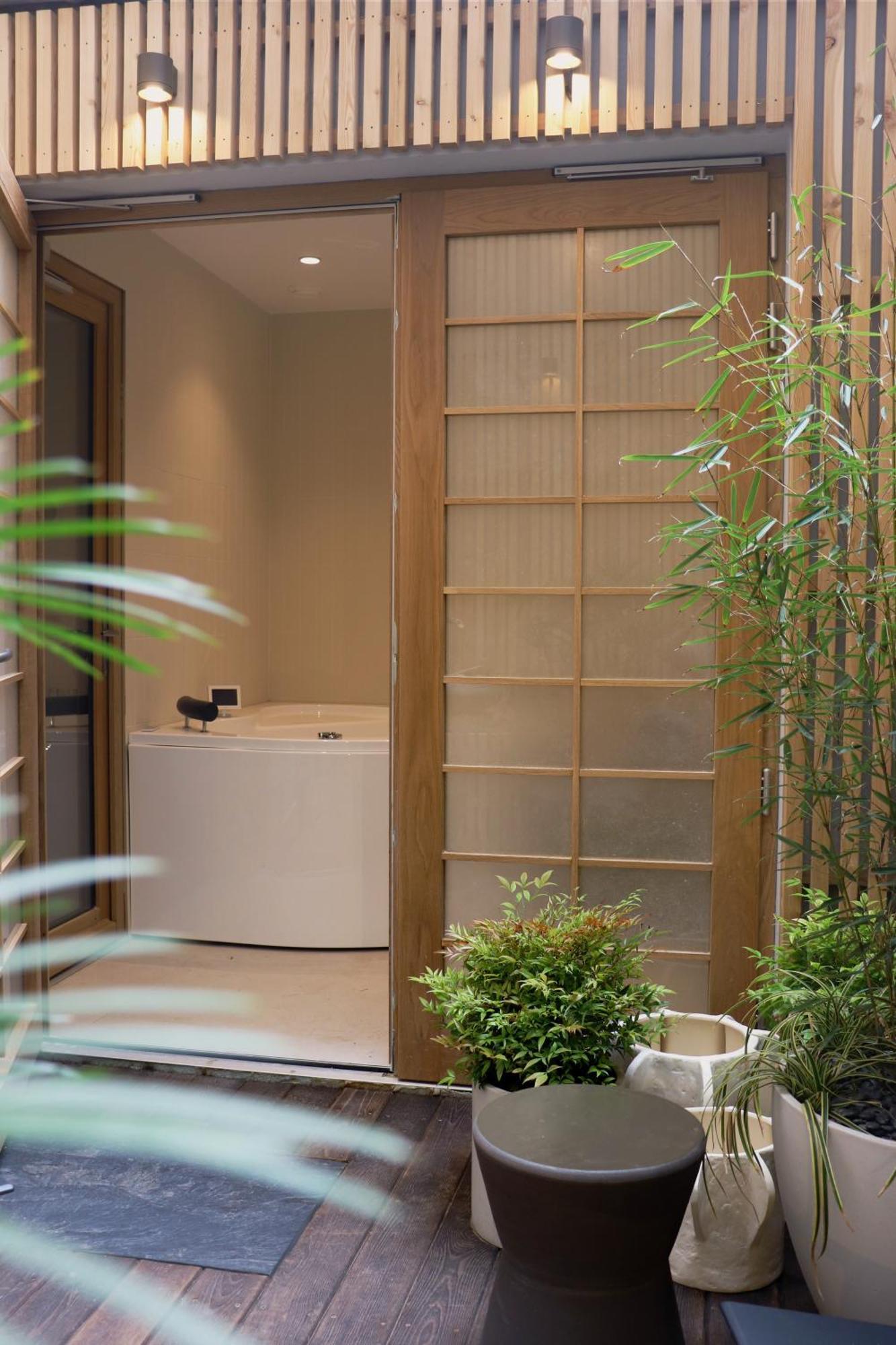 Superior Single Room,1669815099:JPEG