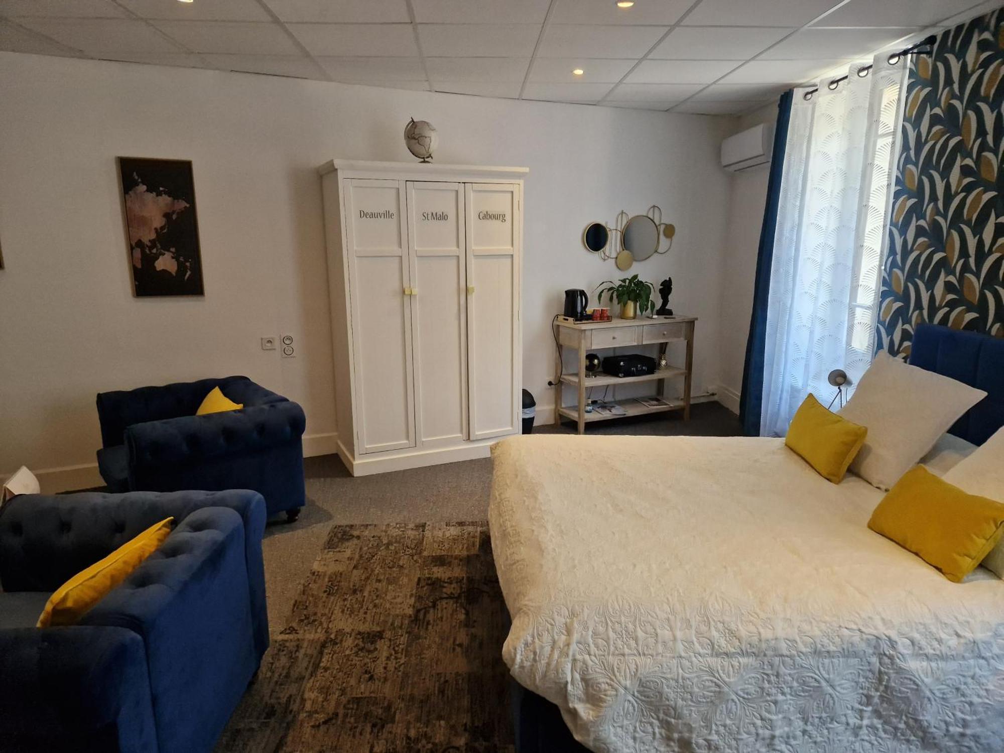 Large Double Room