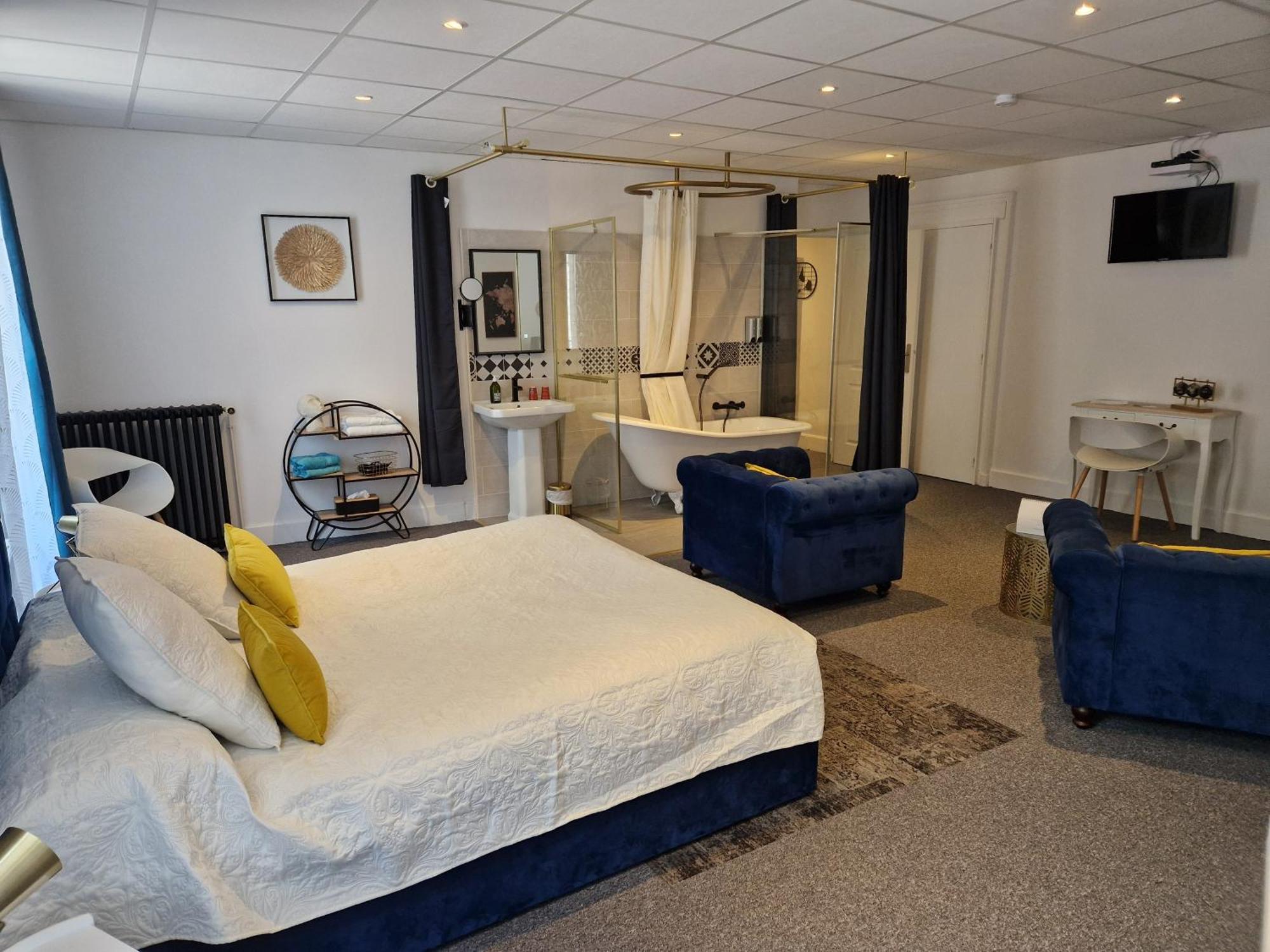 Large Double Room