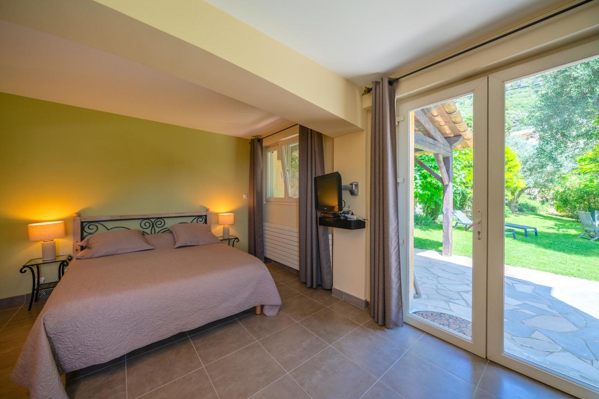 Deluxe Doppelzimmer mit eigenem Garten
