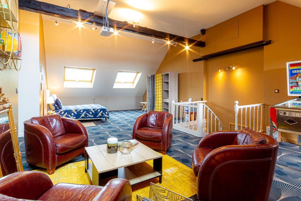 Standard Double Suite