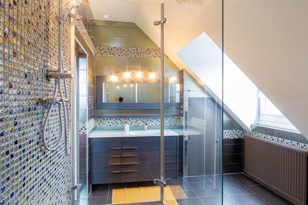 Standard Double Suite