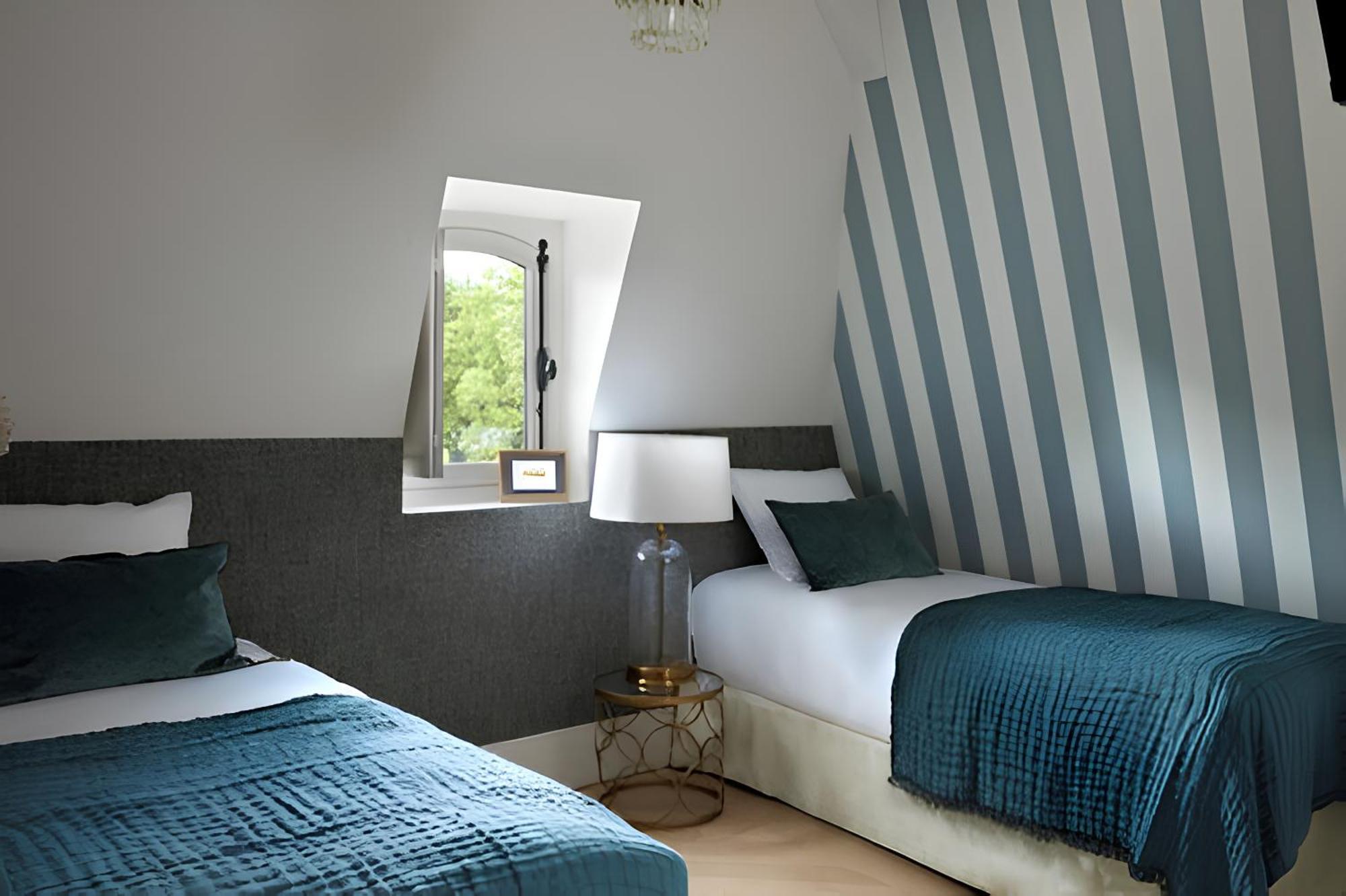 Quadruple Deluxe Room