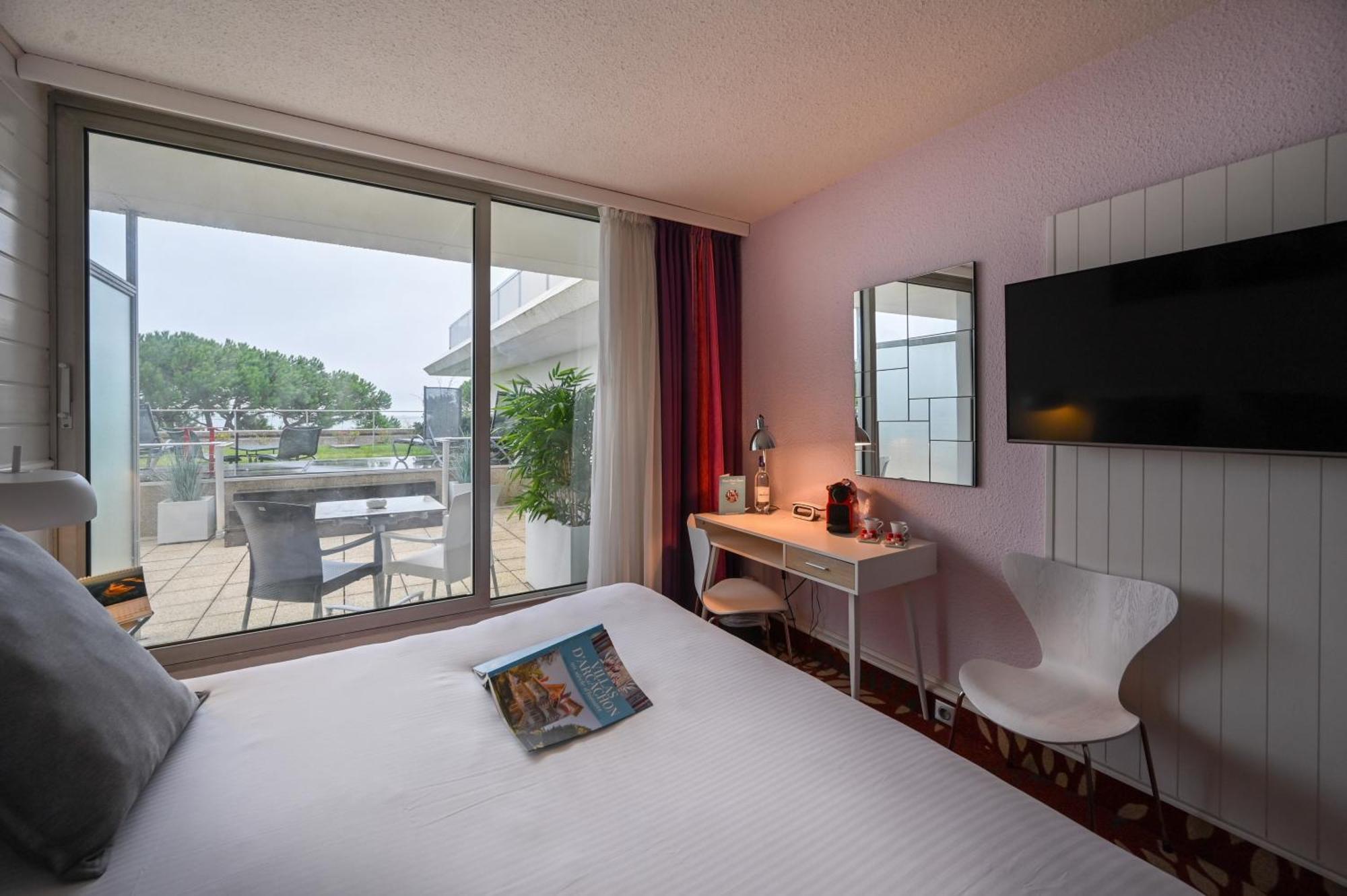 Double Room Terrace Sea View