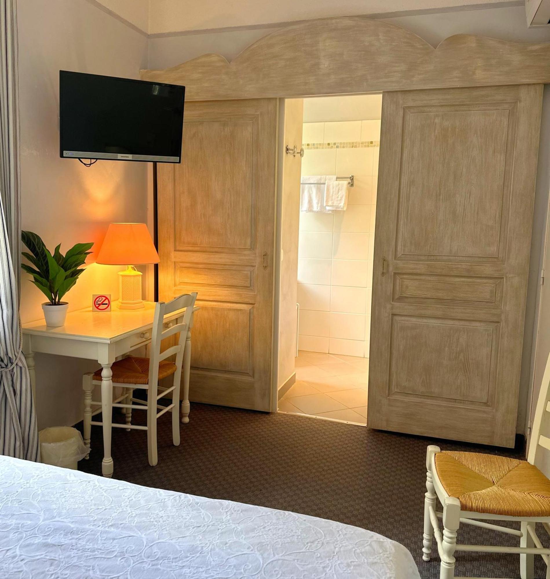 Small Double Room