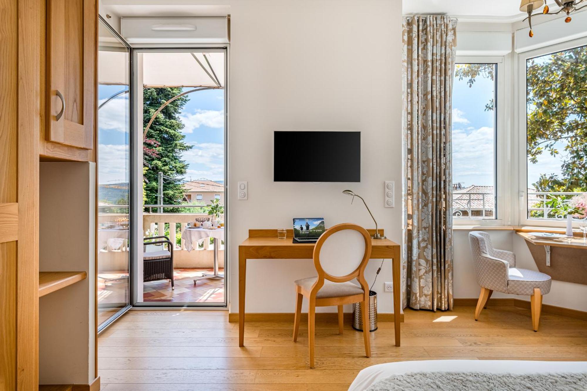 Deluxe Double Room Balcony