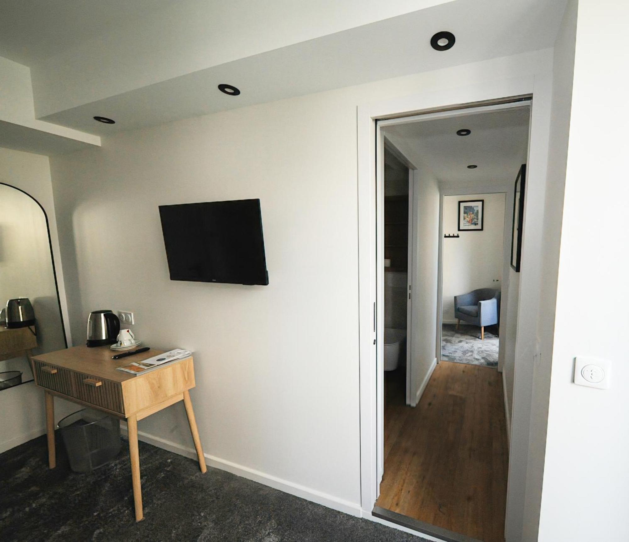 Chambre Triple - Vue sur Ville