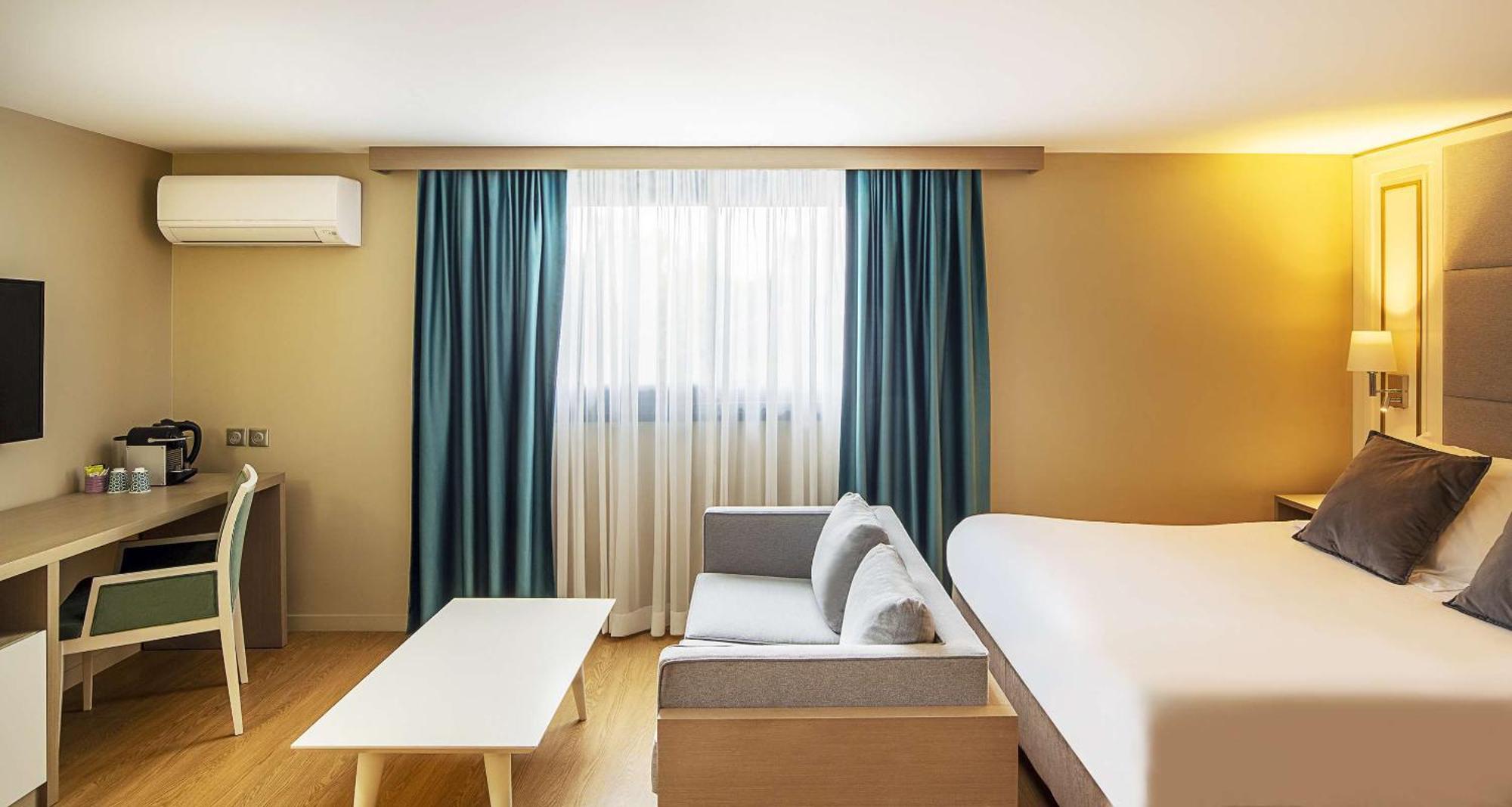 Superior Queen Room,1601680512:JPEG