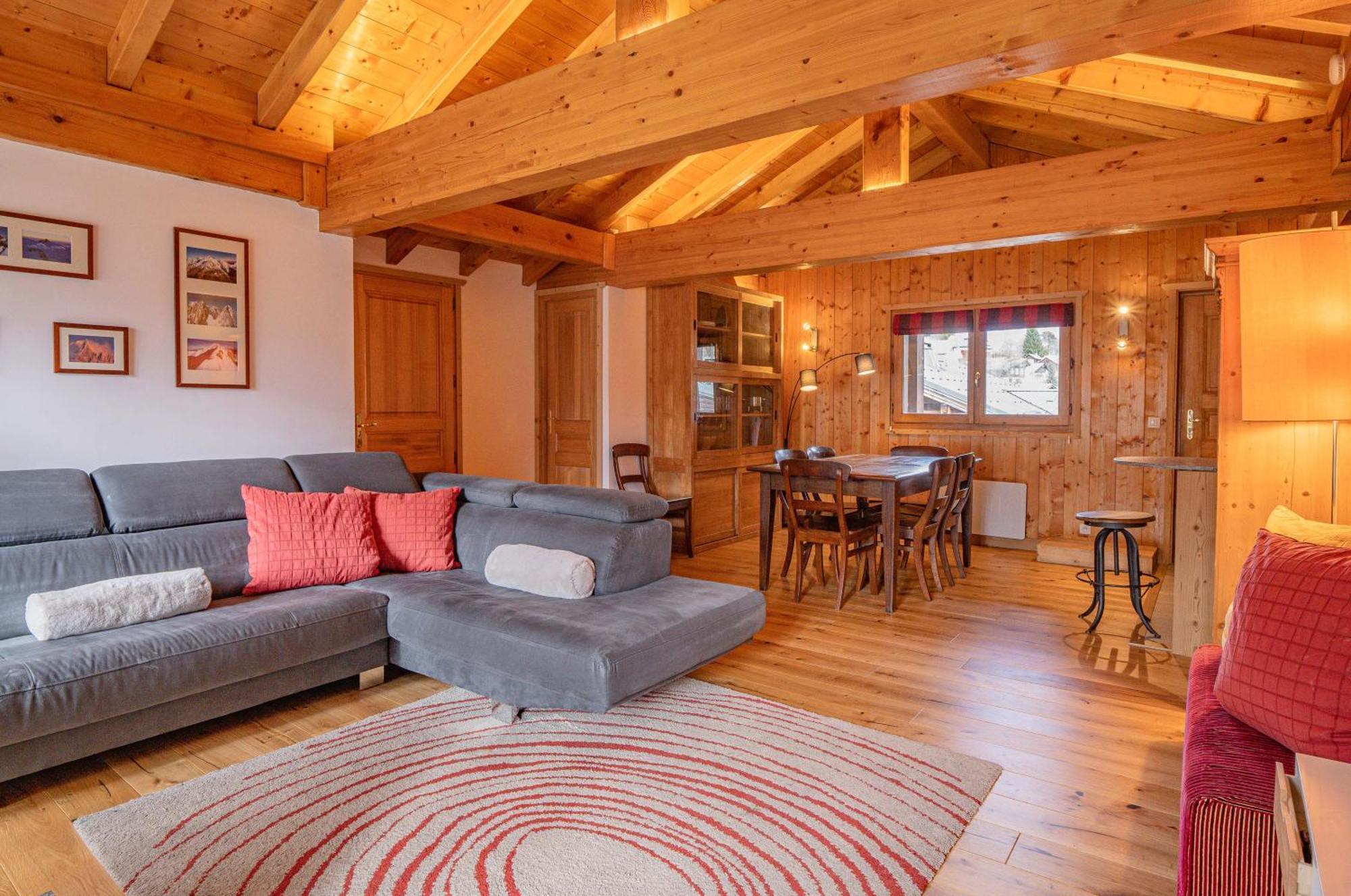 Three-Bedroom Apartment Mountain View