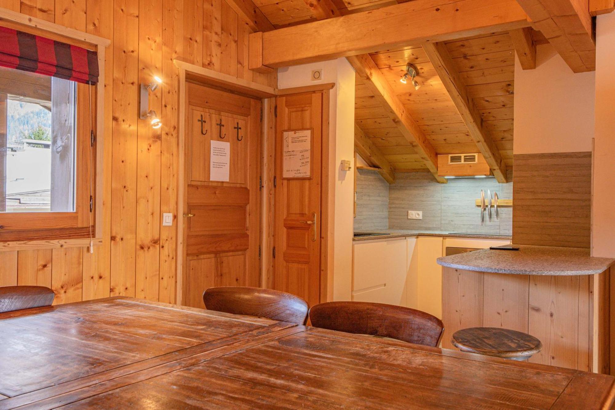Three-Bedroom Apartment Mountain View